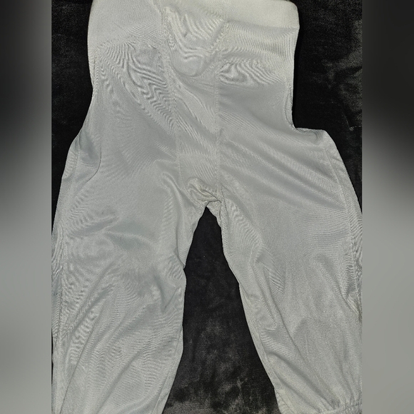 Nike dri-fit padded football pants Size XL. - Picture 3 of 8